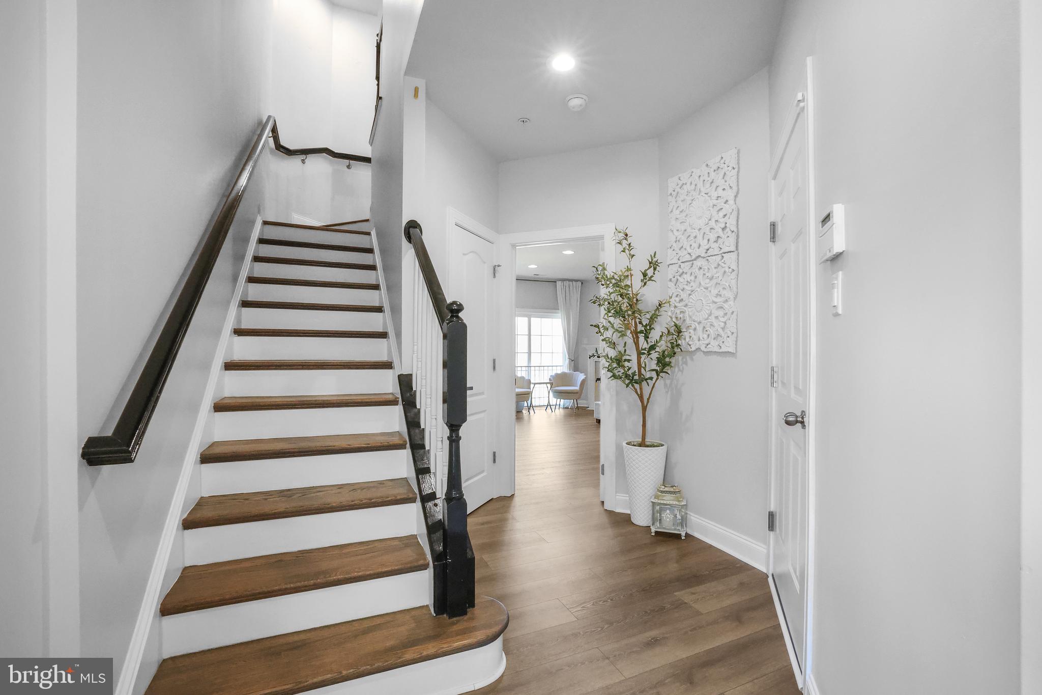 EMERSON - Residential