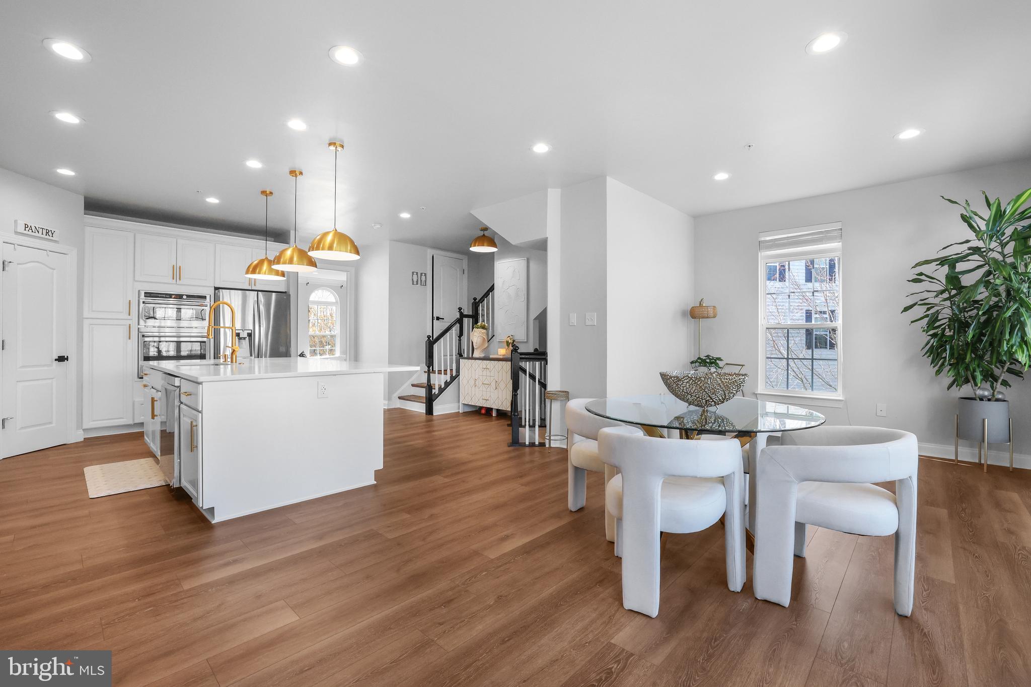 EMERSON - Residential