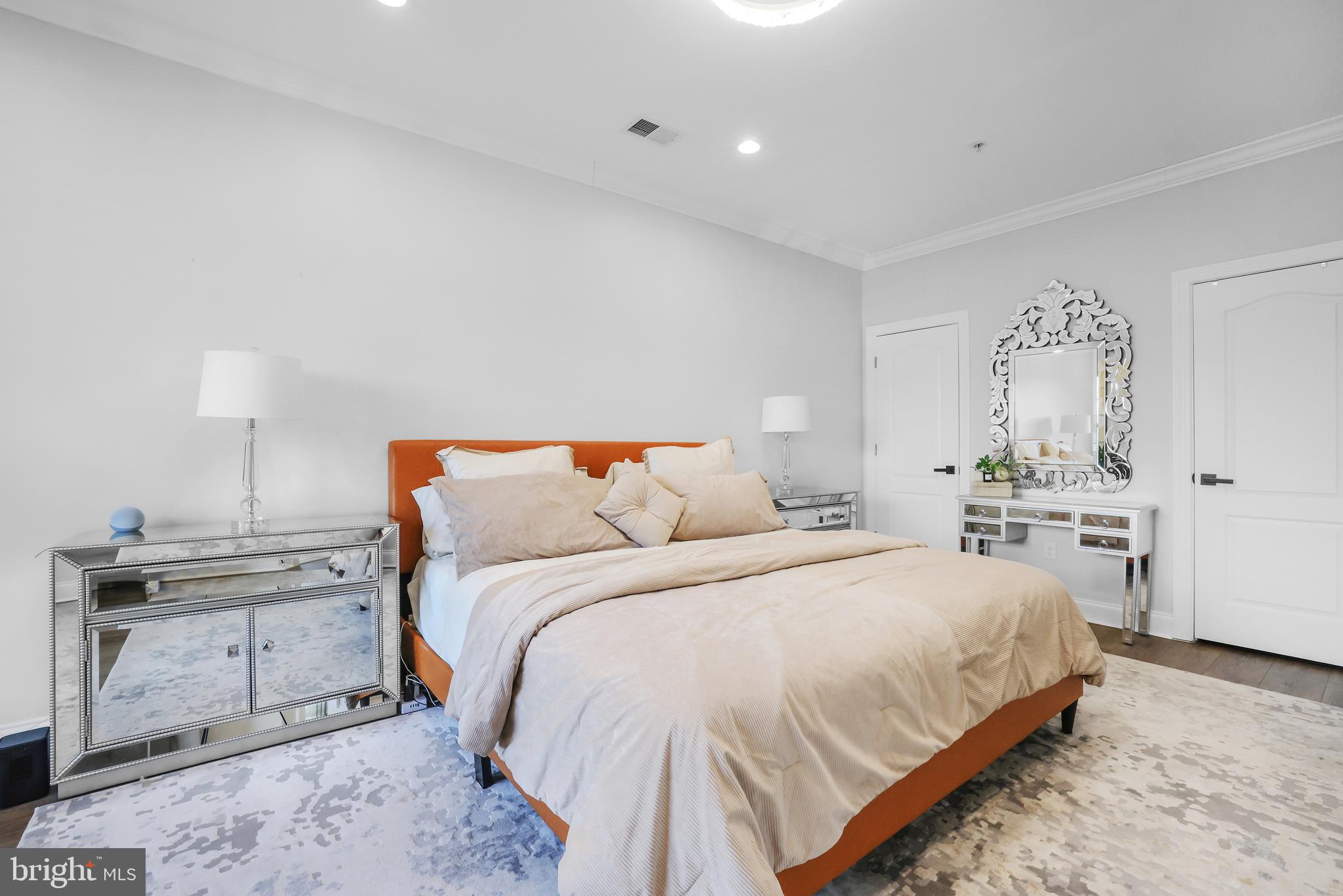 EMERSON - Residential