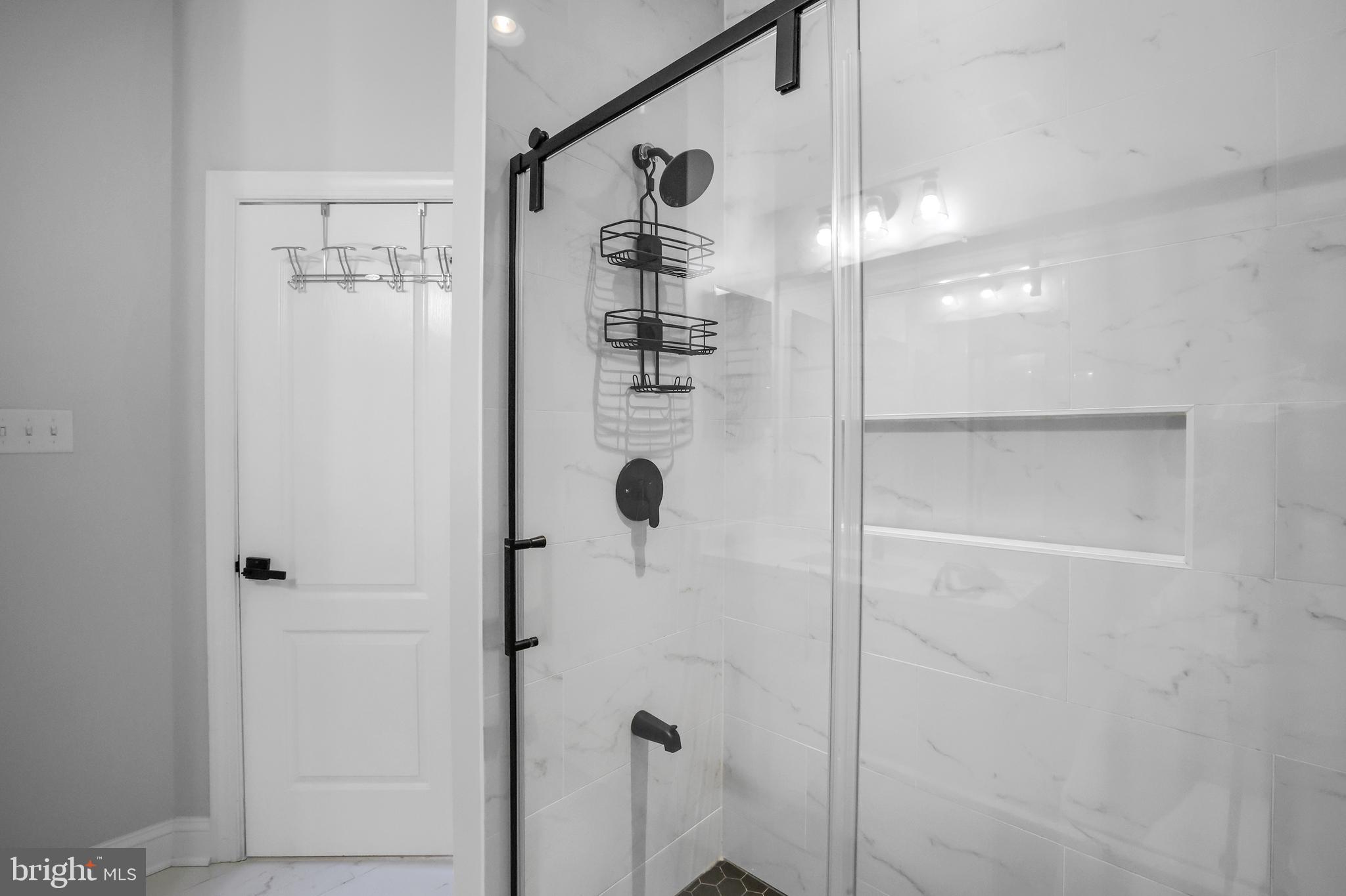 EMERSON - Residential