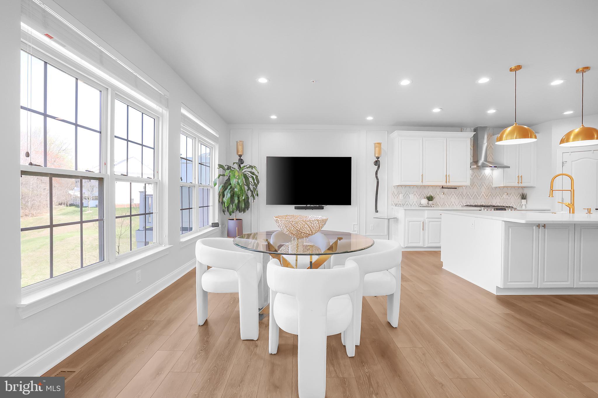 EMERSON - Residential