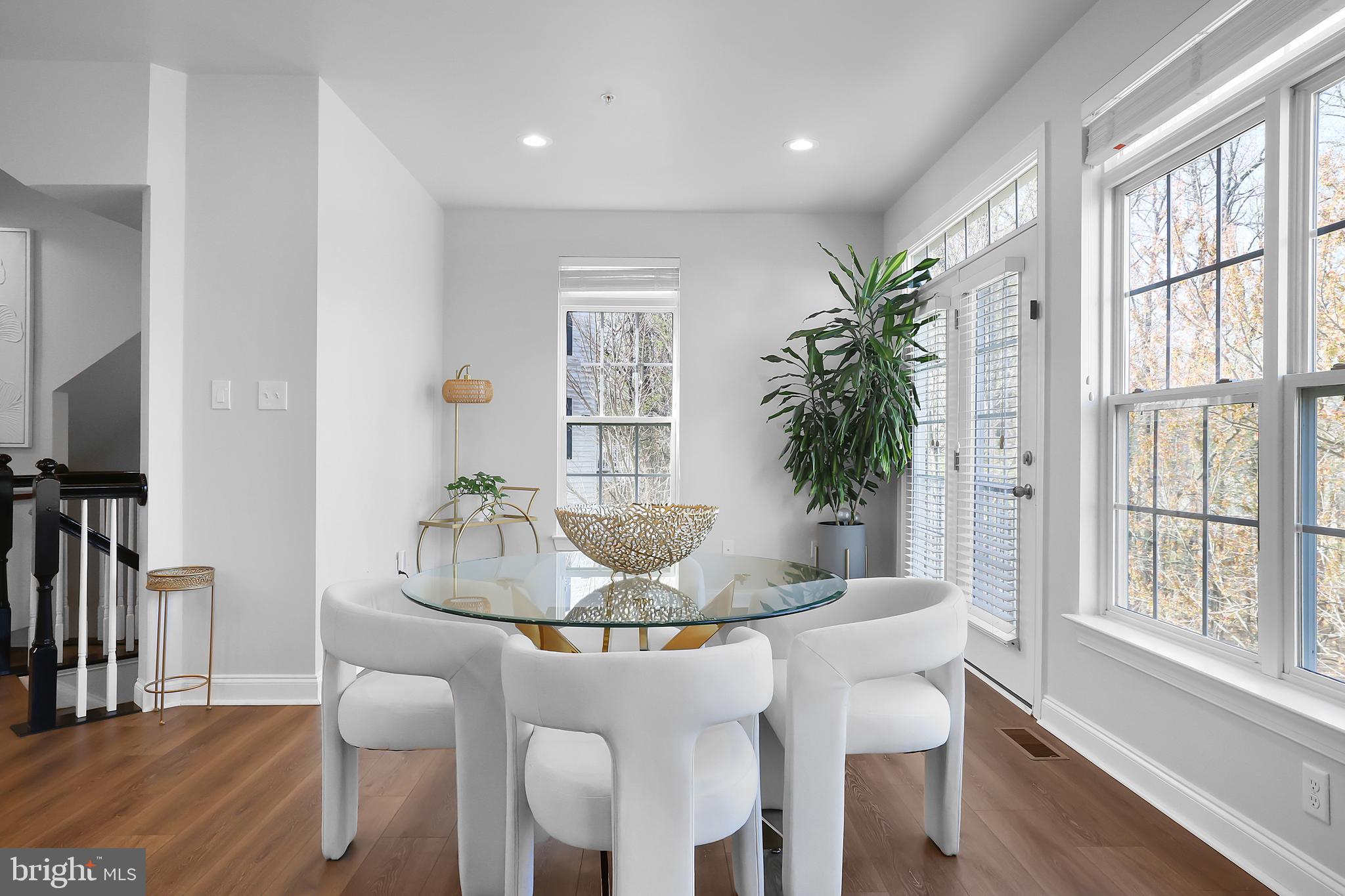 EMERSON - Residential