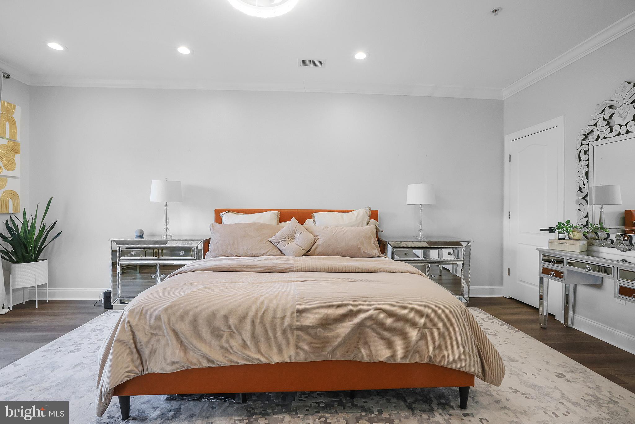 EMERSON - Residential