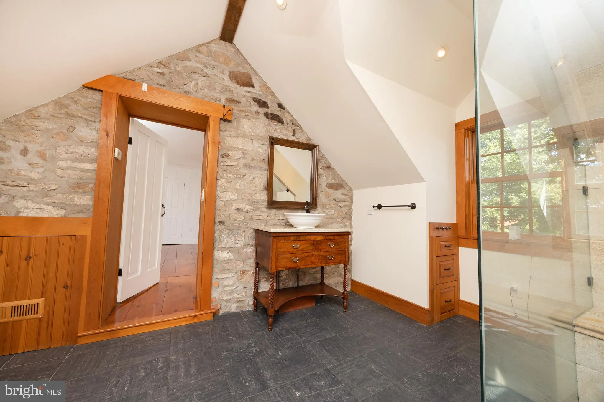 Doylestown, Pennsylvania 18902, United States, 3 Bedrooms Bedrooms, ,3 BathroomsBathrooms,Residential,Active,221351