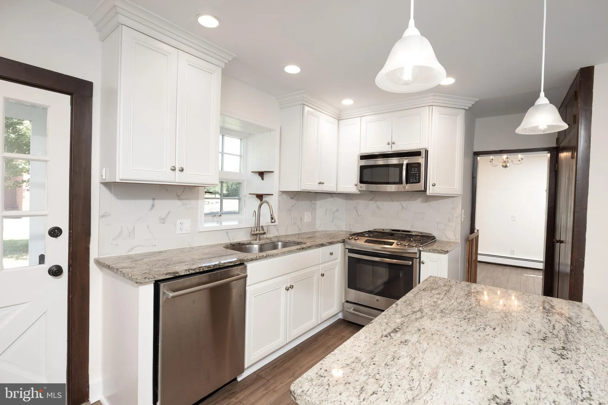 Doylestown, Pennsylvania 18902, United States, 3 Bedrooms Bedrooms, ,3 BathroomsBathrooms,Residential,Active,221351