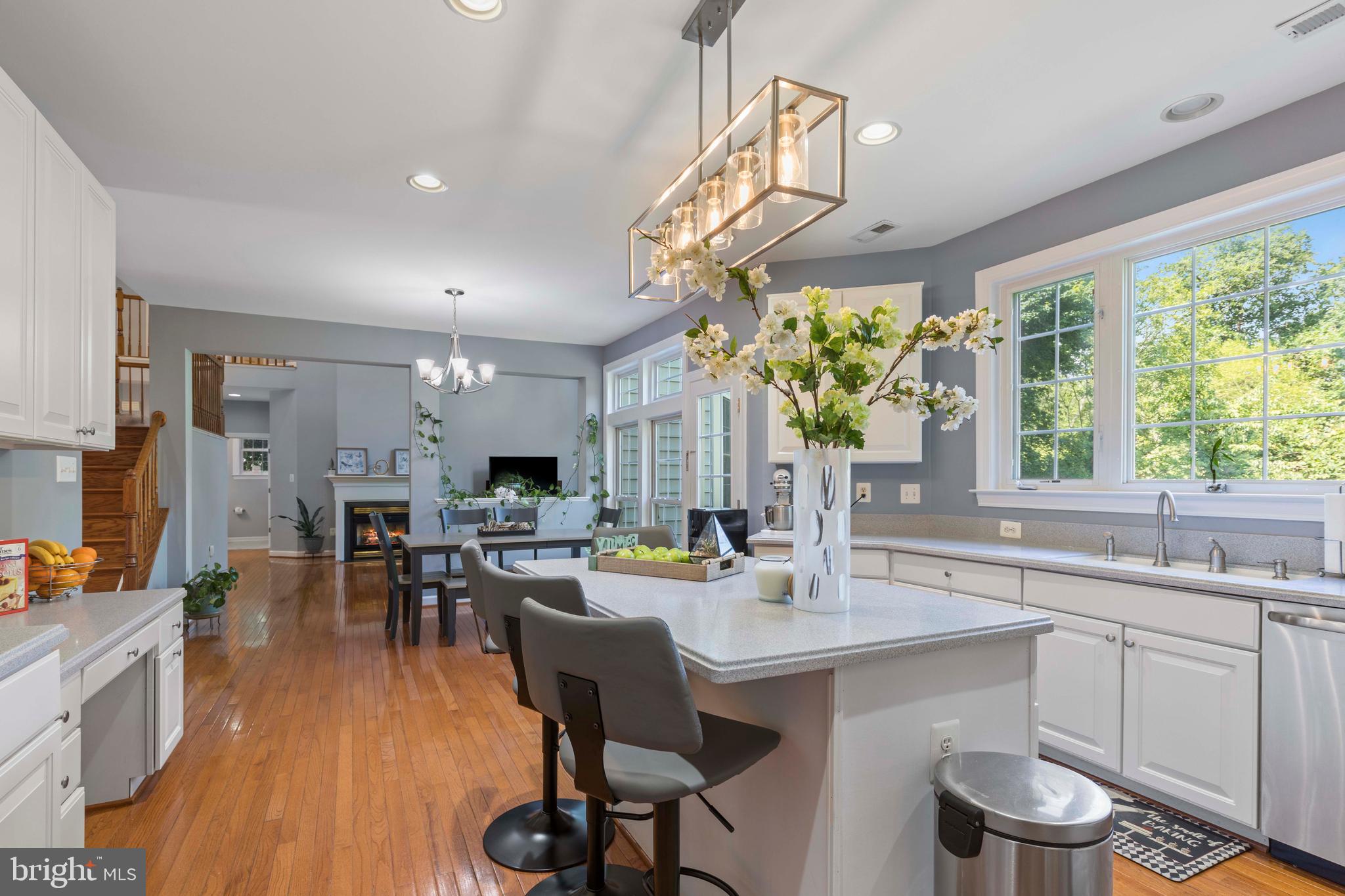 HIGHLAND OAKS - Residential Lease