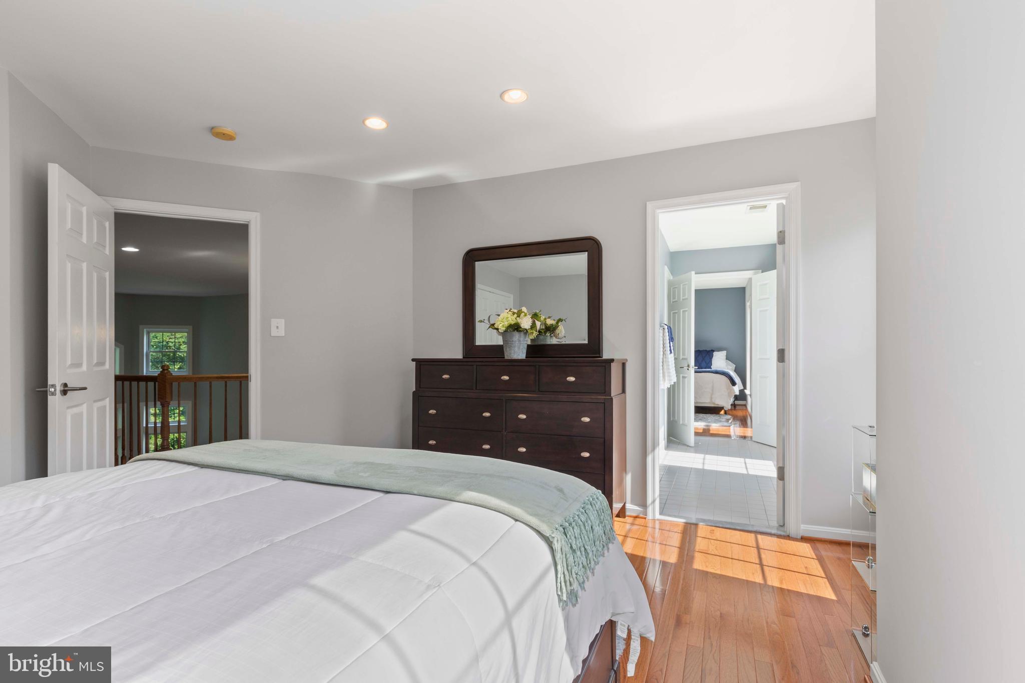 HIGHLAND OAKS - Residential Lease