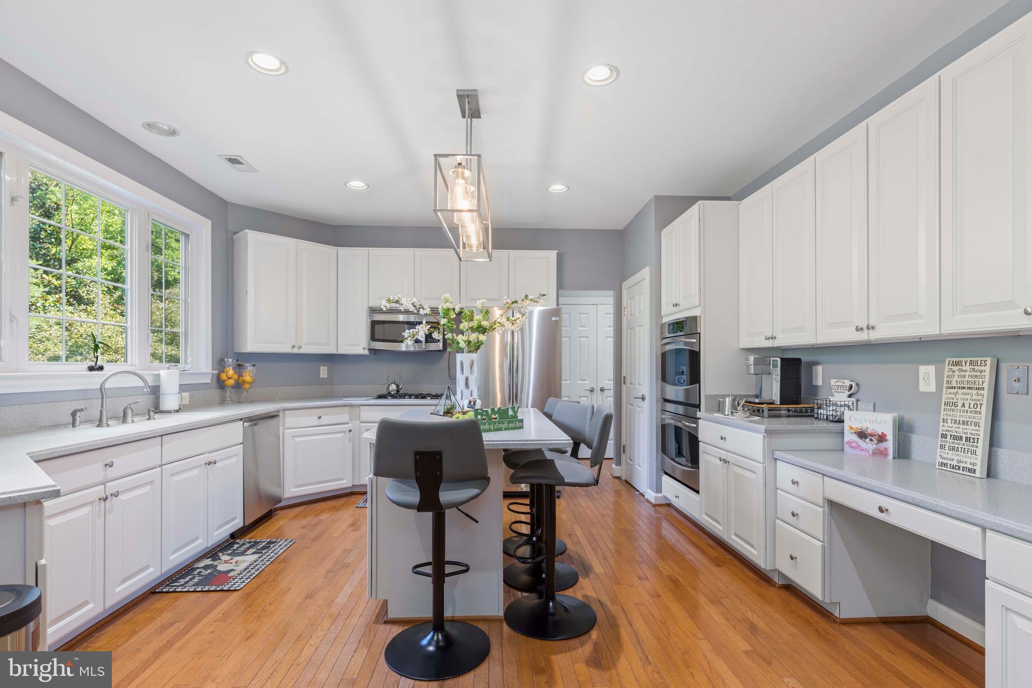 HIGHLAND OAKS - Residential Lease