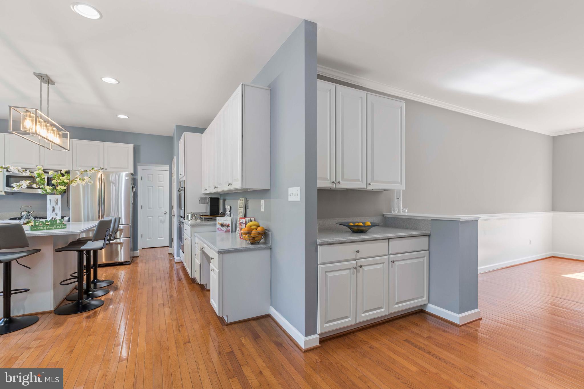 HIGHLAND OAKS - Residential Lease