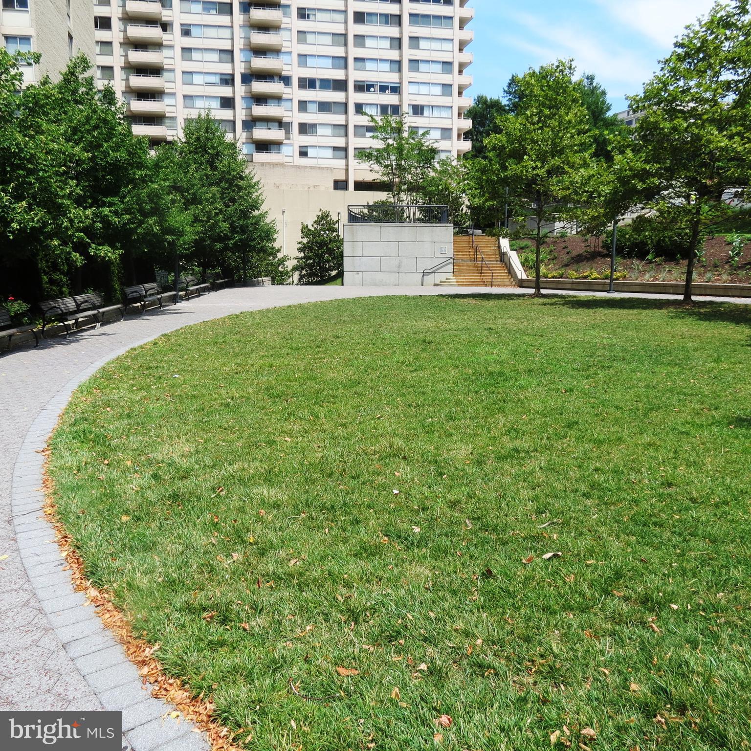 WILLOUGHBY OF CHEVY CHASE - Residential Lease