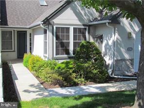 SPRING RIDGE - Residential