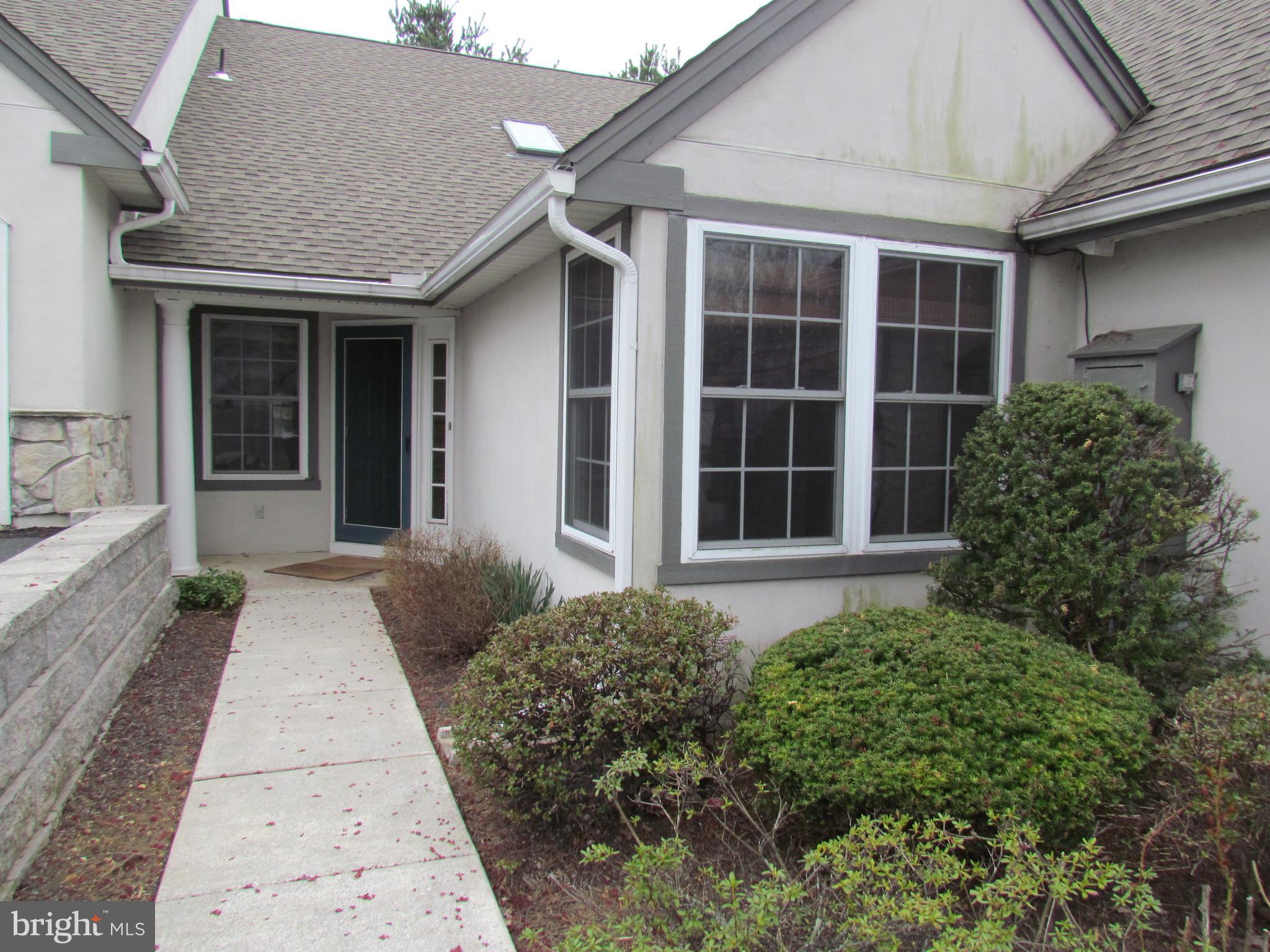 SPRING RIDGE - Residential