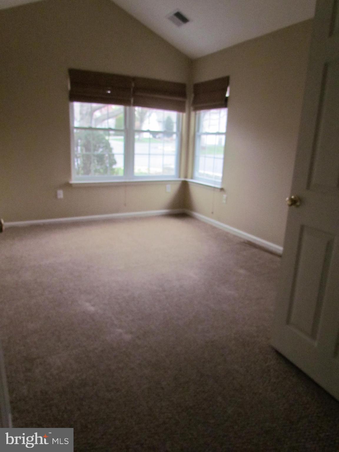 SPRING RIDGE - Residential