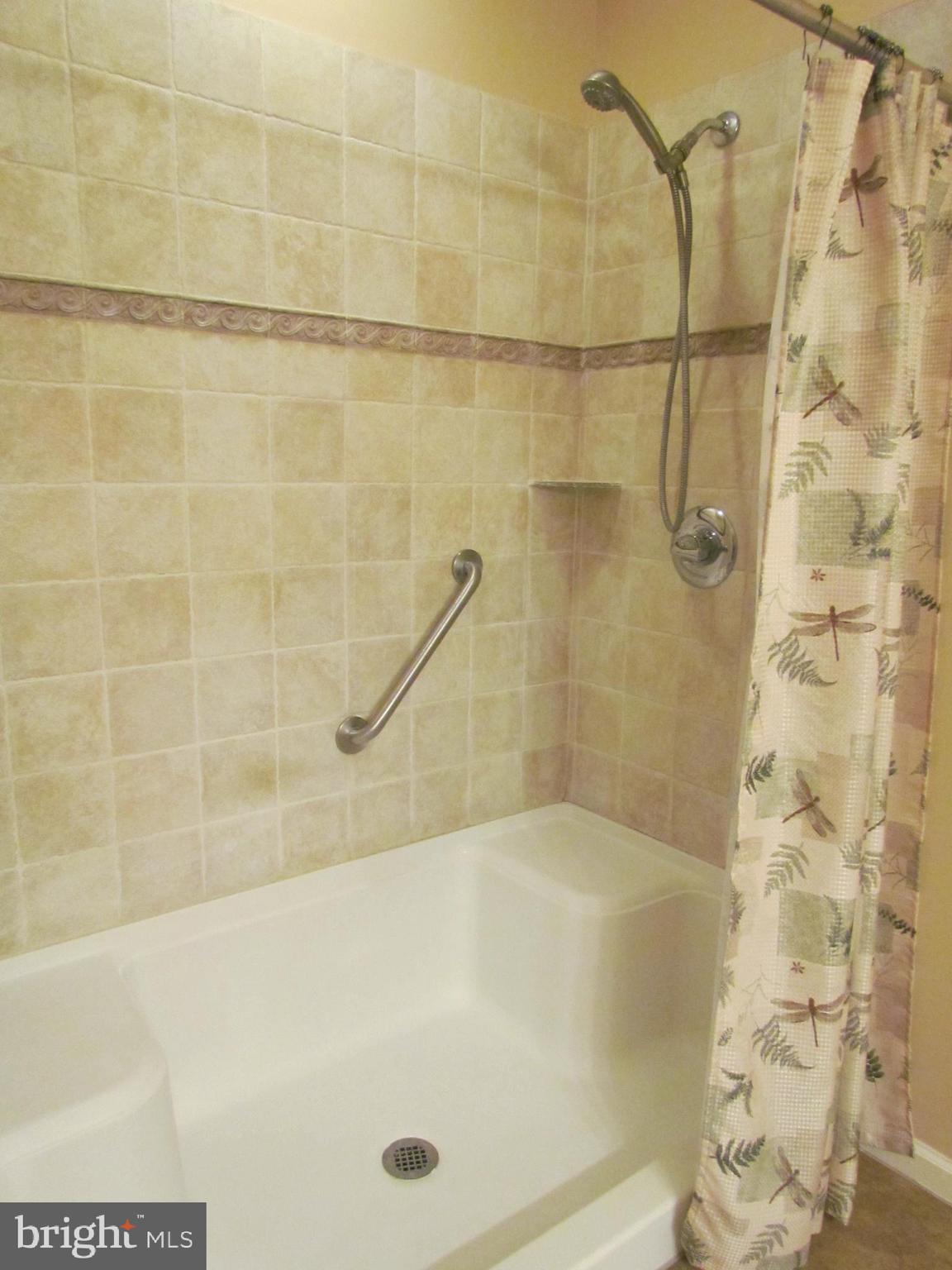 SPRING RIDGE - Residential