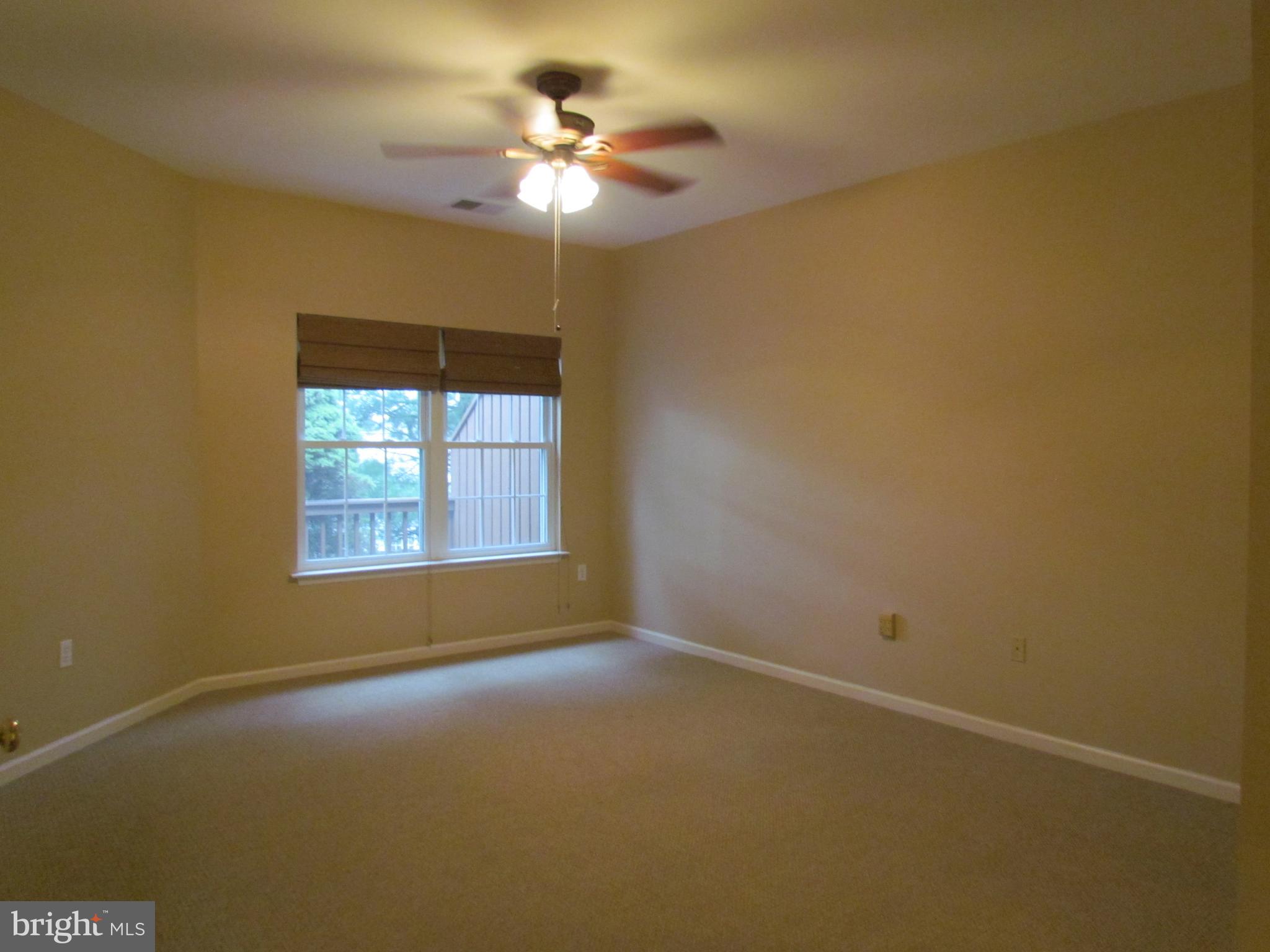 SPRING RIDGE - Residential