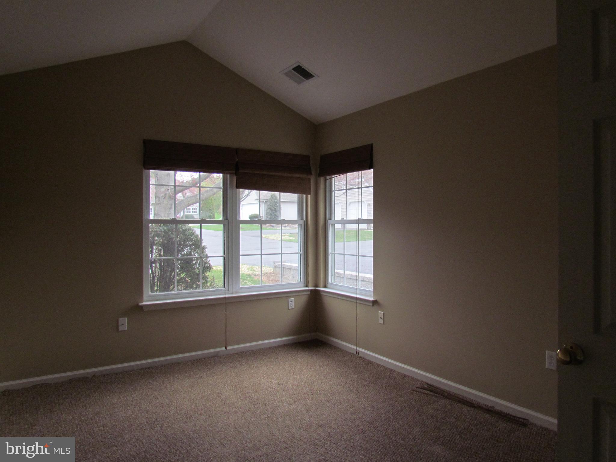 SPRING RIDGE - Residential