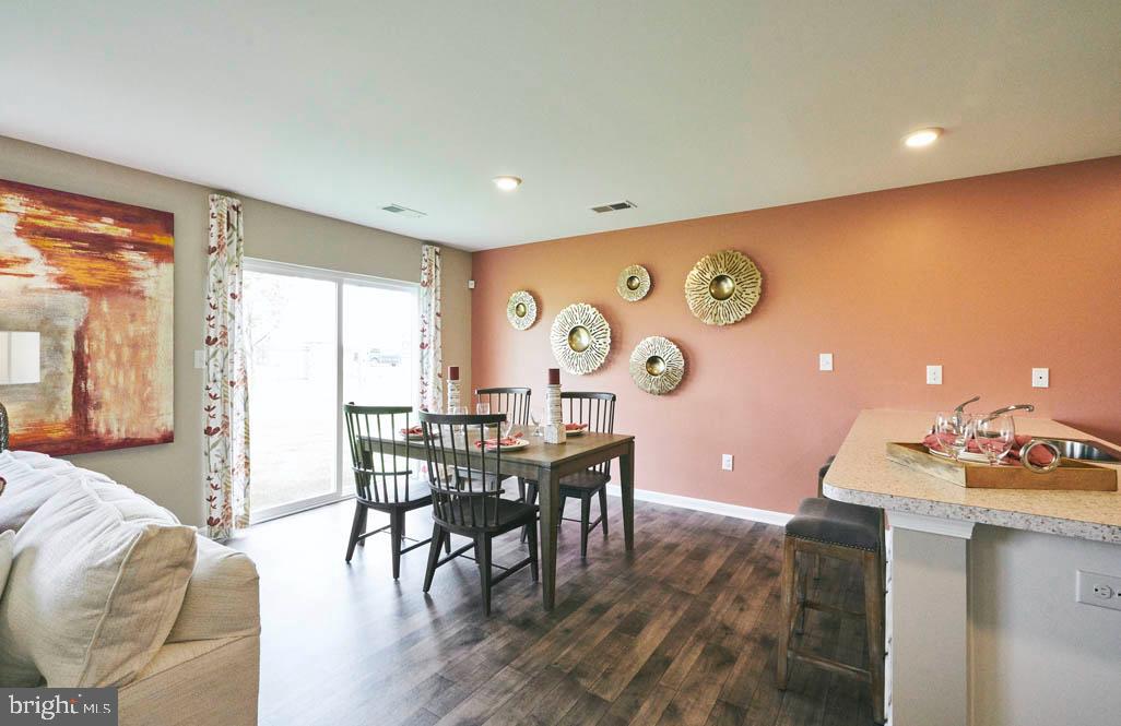 SASSAFRAS MEADOWS - Residential