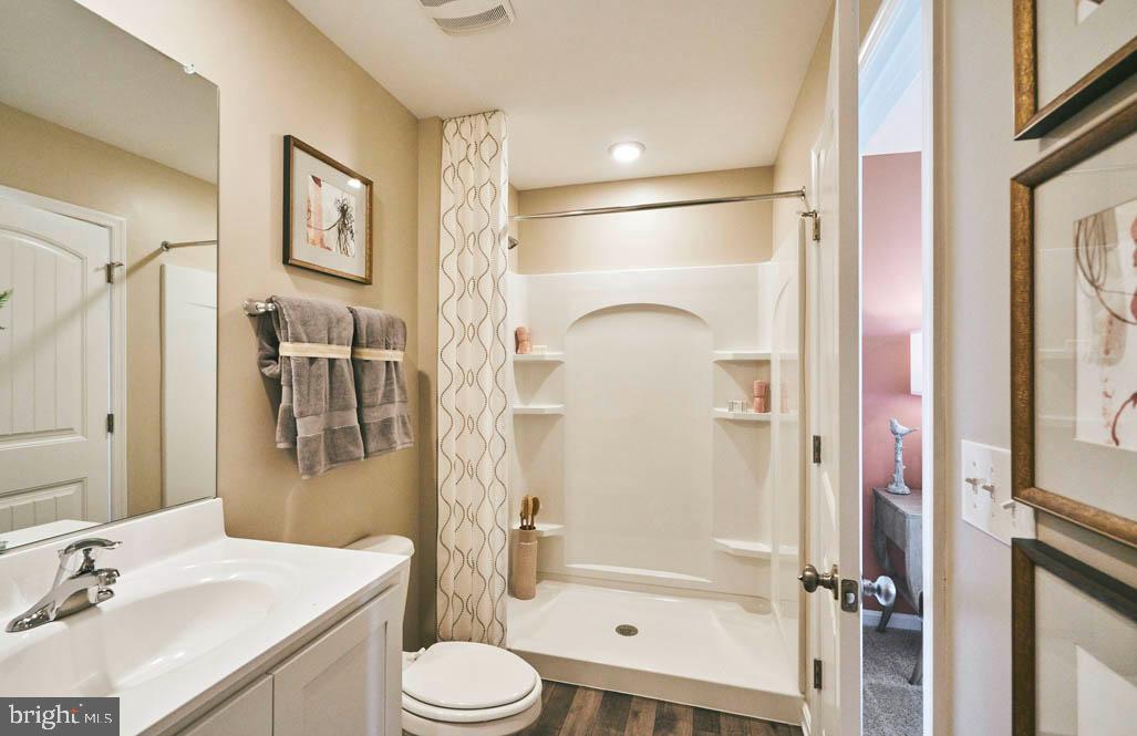 SASSAFRAS MEADOWS - Residential