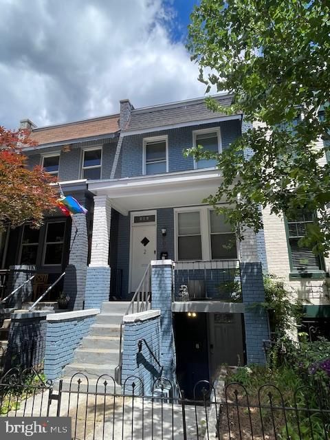 906 I STREET SE 2 WASHINGTON DC 20003