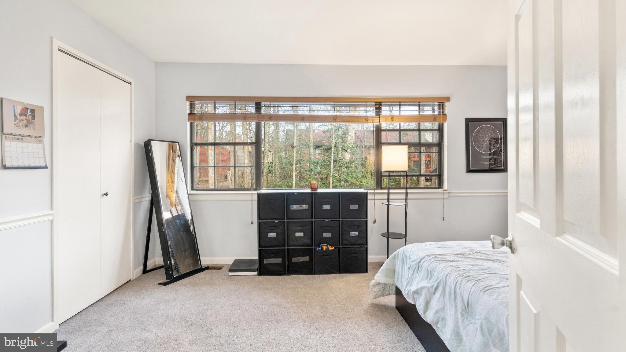 BOSTON RIDGE - Residential Lease