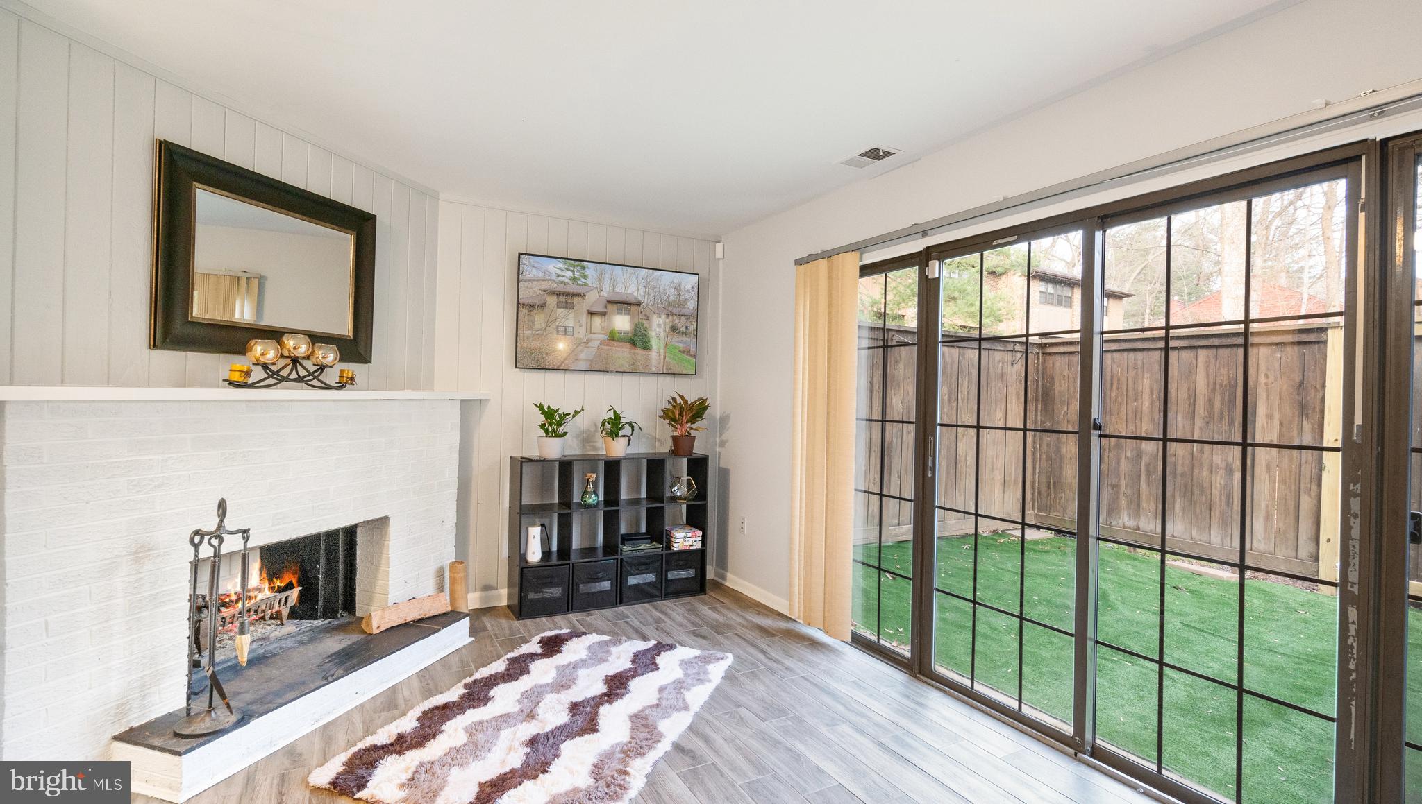 BOSTON RIDGE - Residential Lease