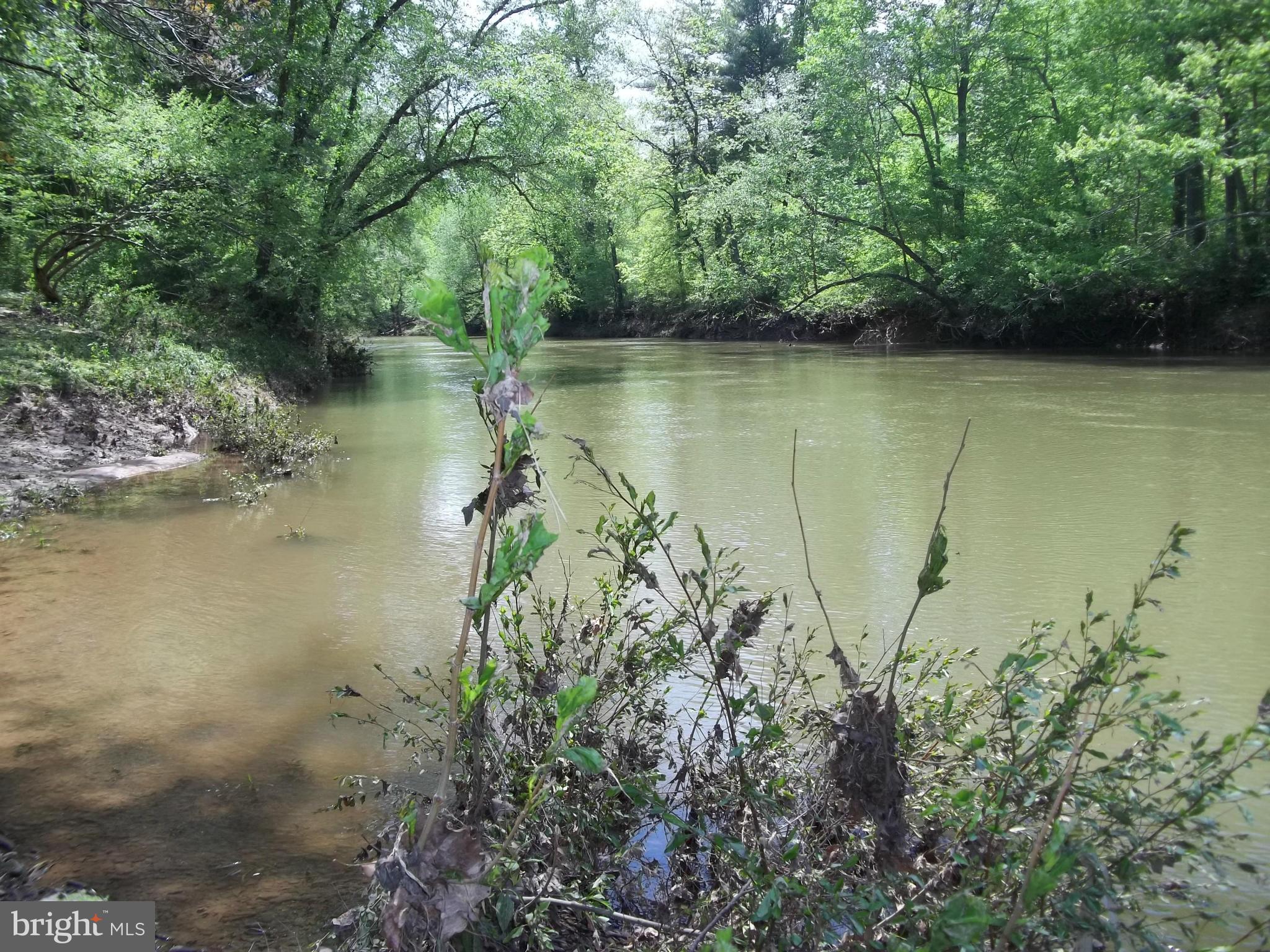 LINWOOD KNOLL - Residential