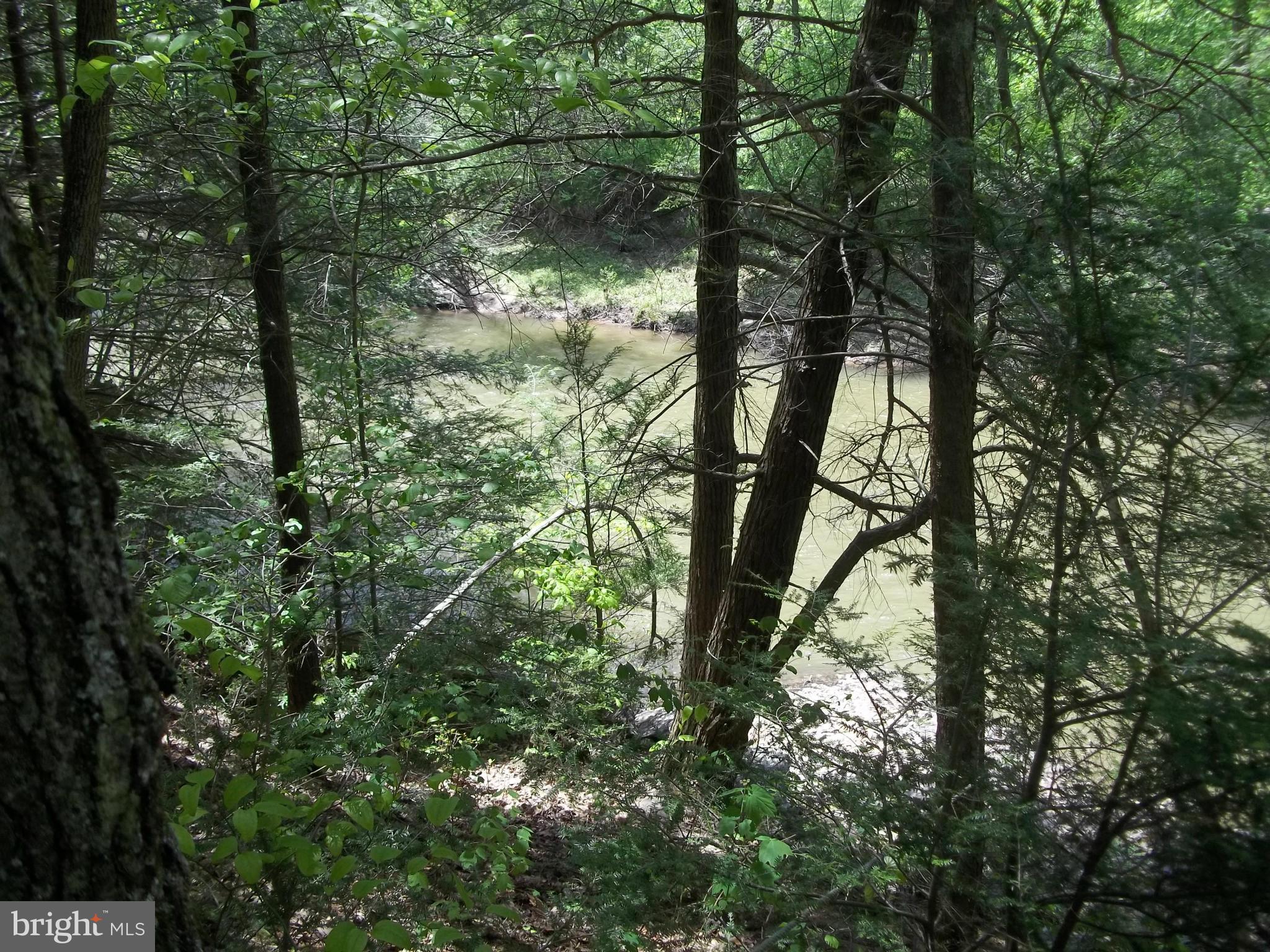 LINWOOD KNOLL - Residential