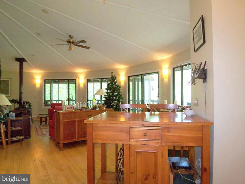 LINWOOD KNOLL - Residential