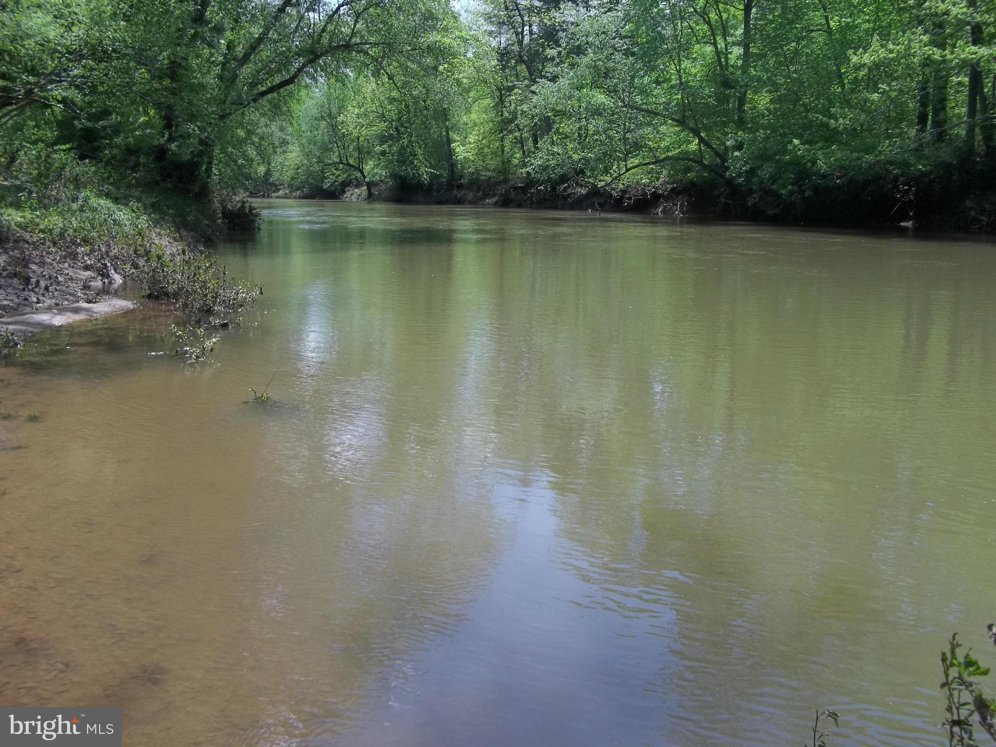 LINWOOD KNOLL - Residential