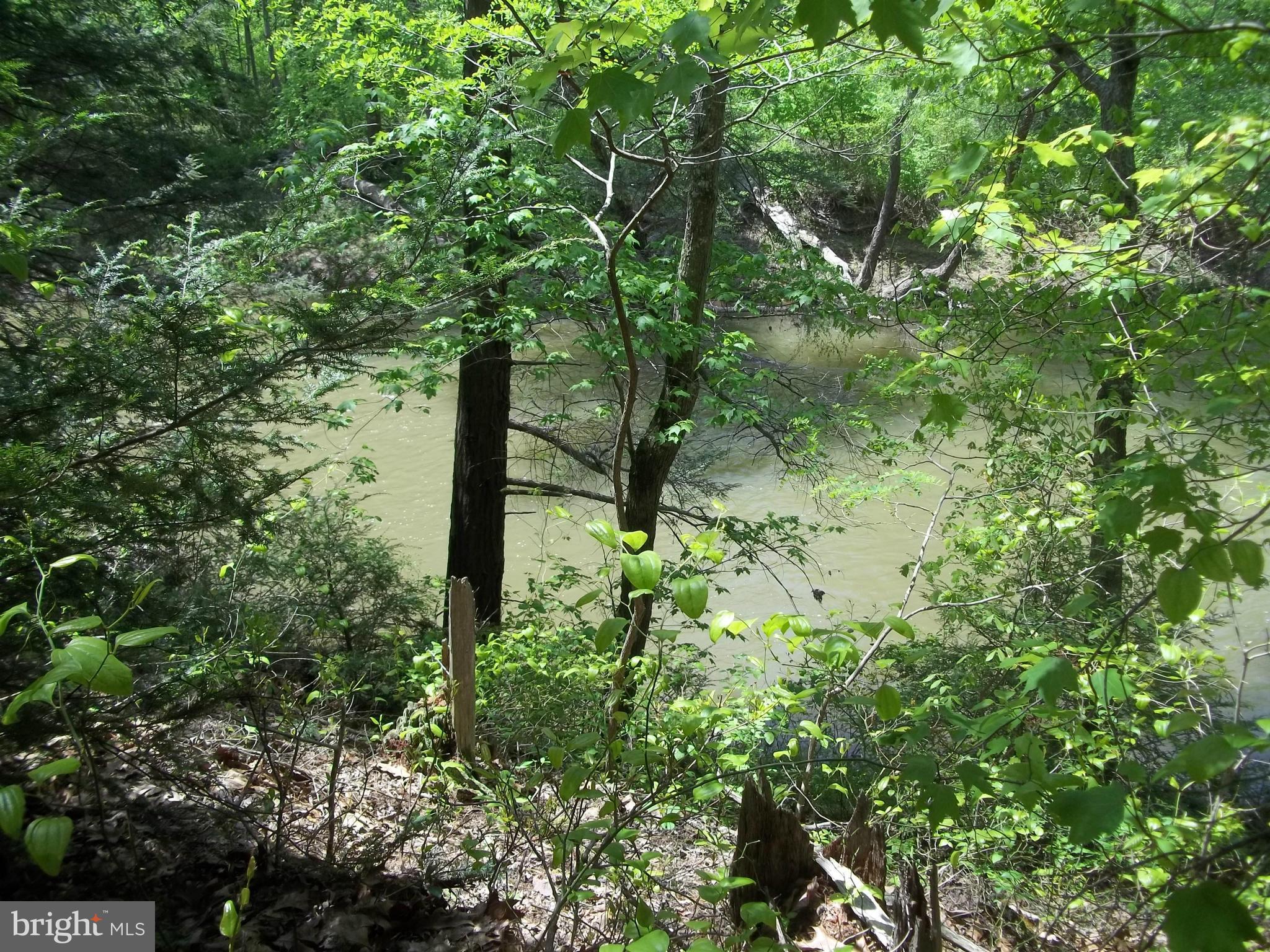 LINWOOD KNOLL - Residential