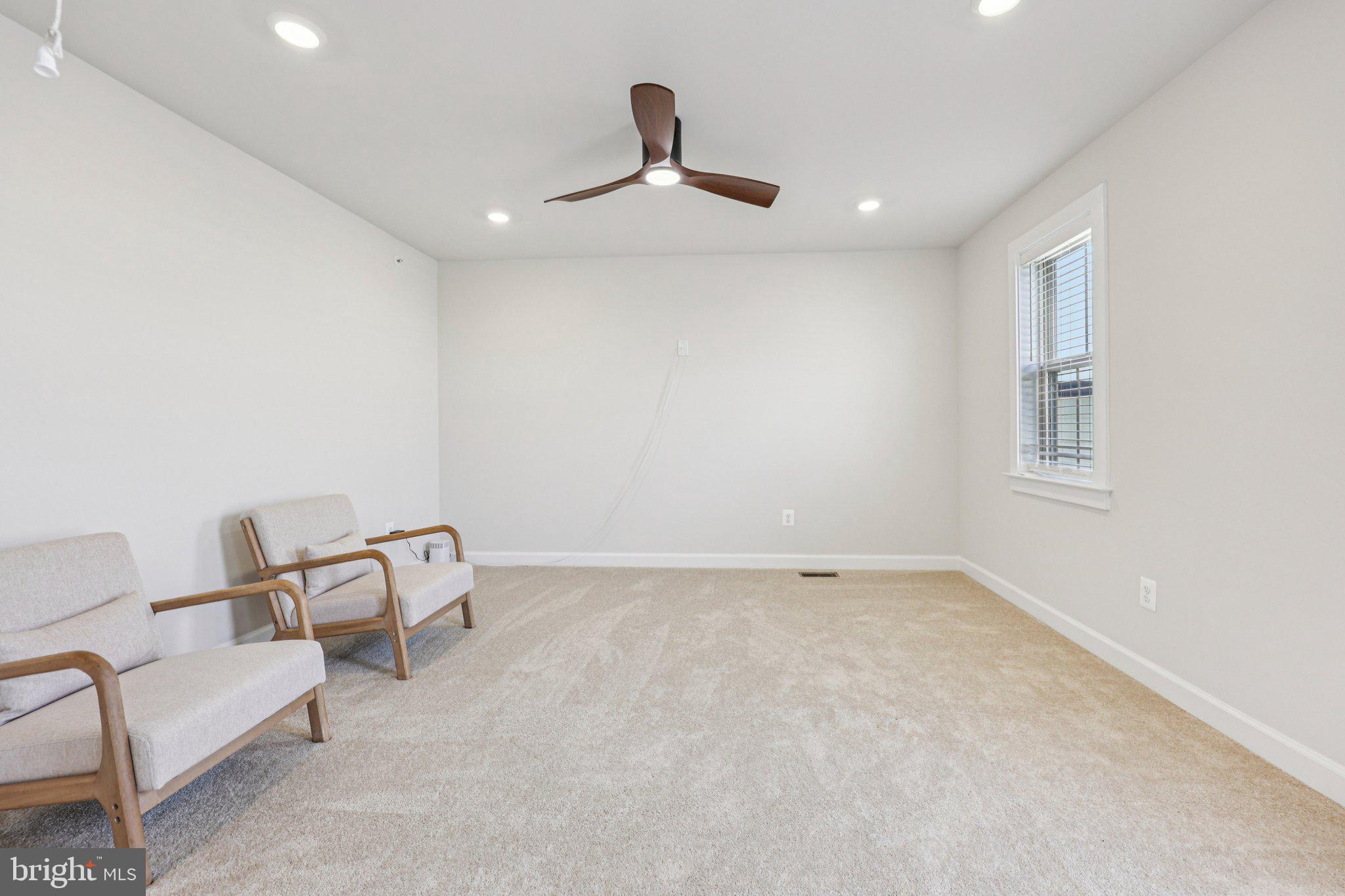 BOULEVARD VI TOWNS - Residential