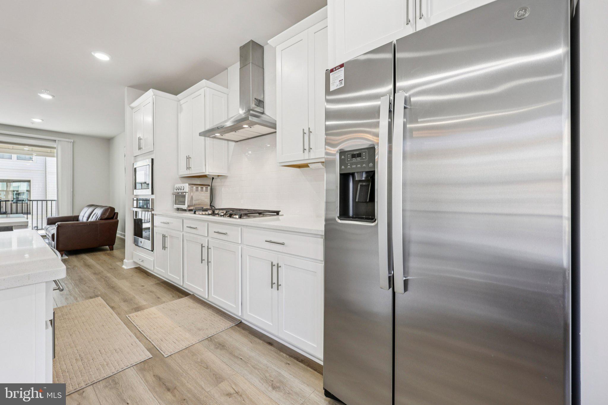 BOULEVARD VI TOWNS - Residential