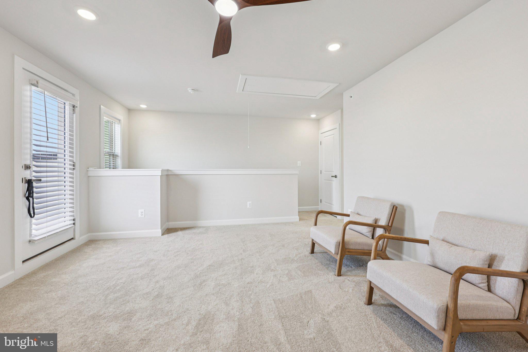 BOULEVARD VI TOWNS - Residential