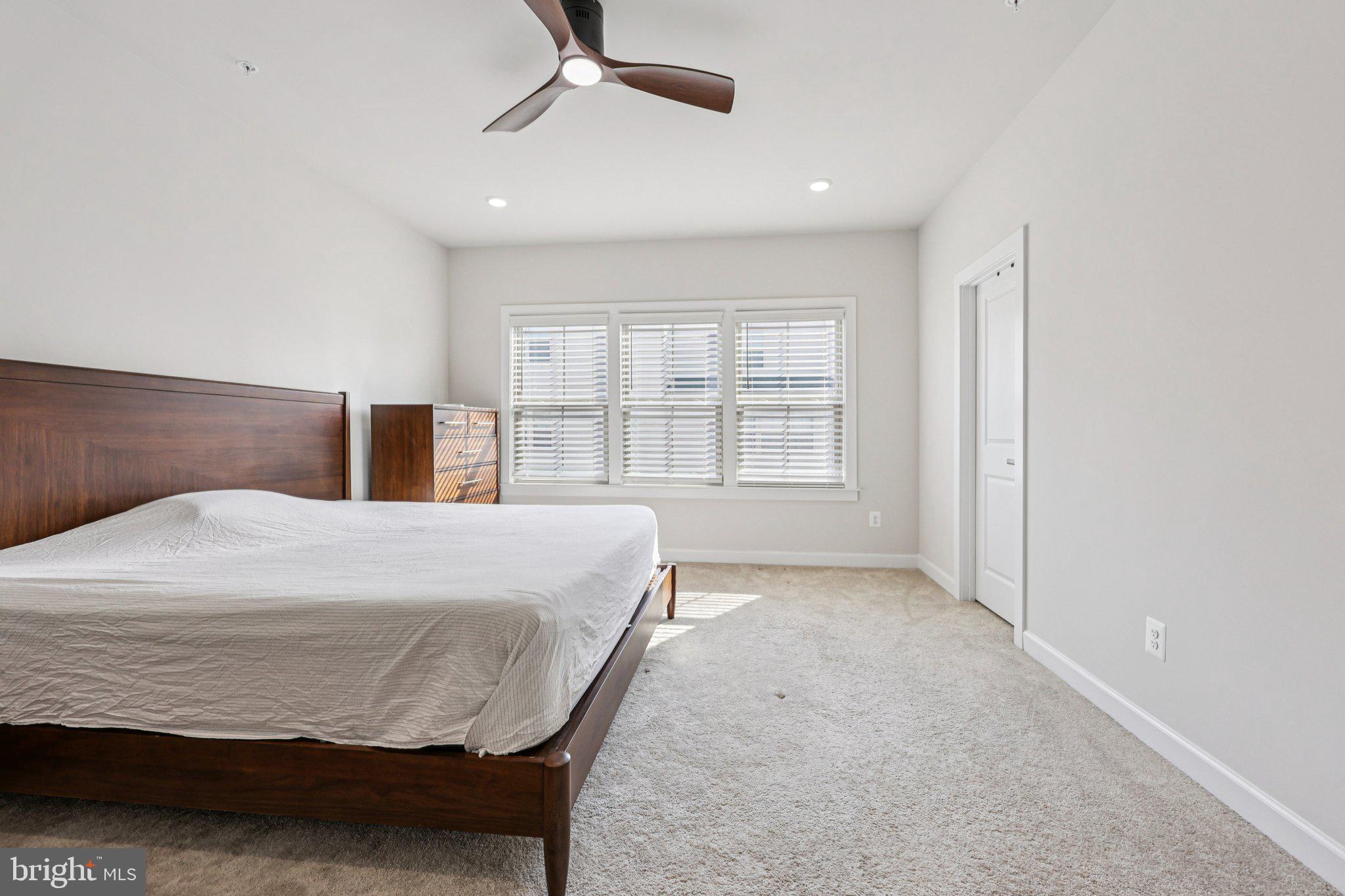 BOULEVARD VI TOWNS - Residential