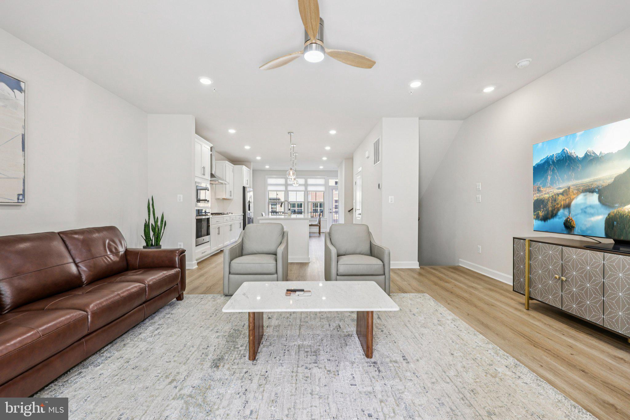 BOULEVARD VI TOWNS - Residential