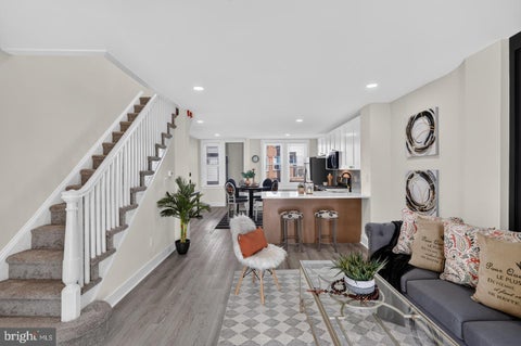 Townhouse For Sale - 6632 N Uber Street<br/> Philadelphia County, PHILADELPHIA, PA 19138