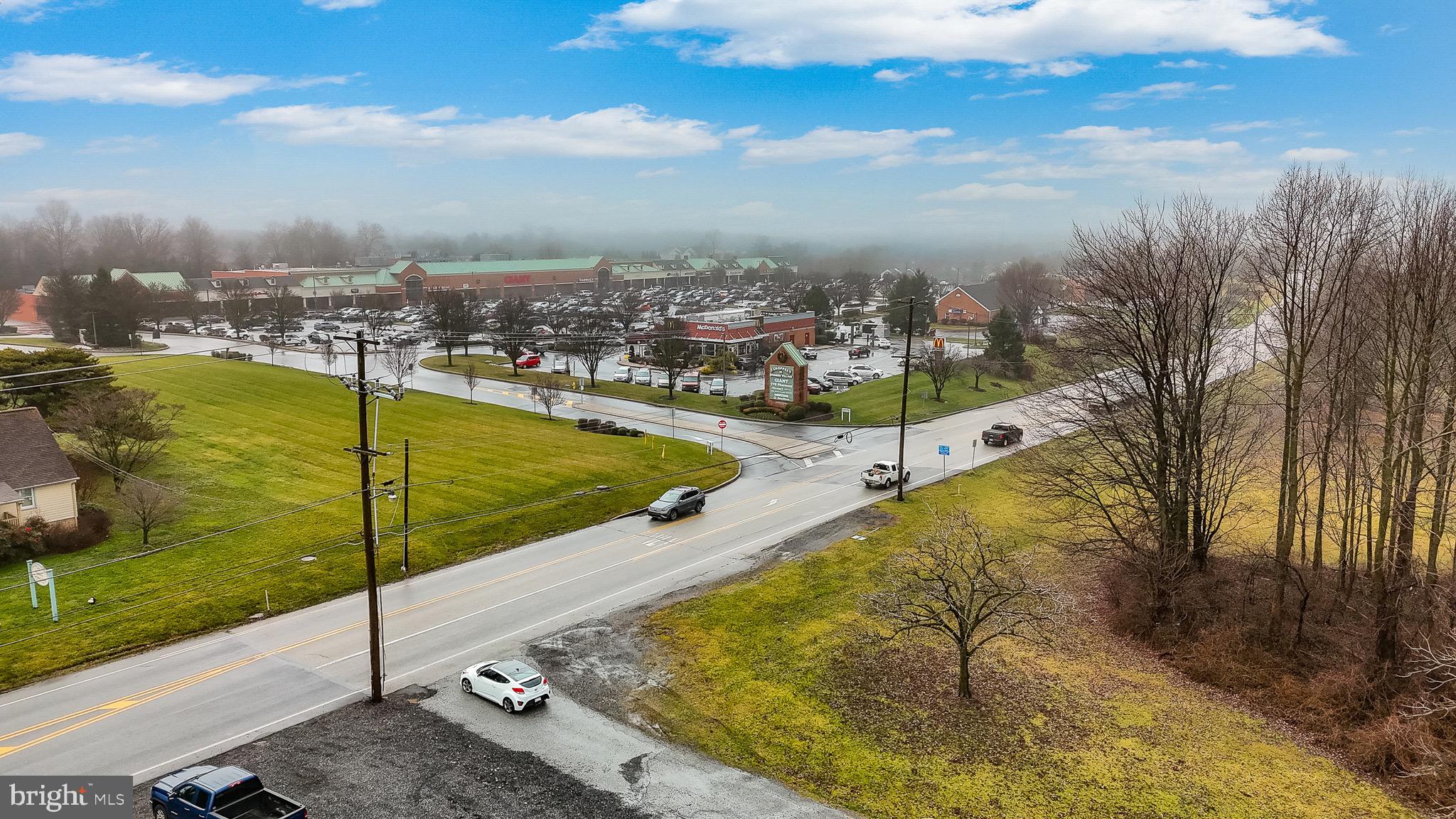 230 N JENNERSVILLE ROAD