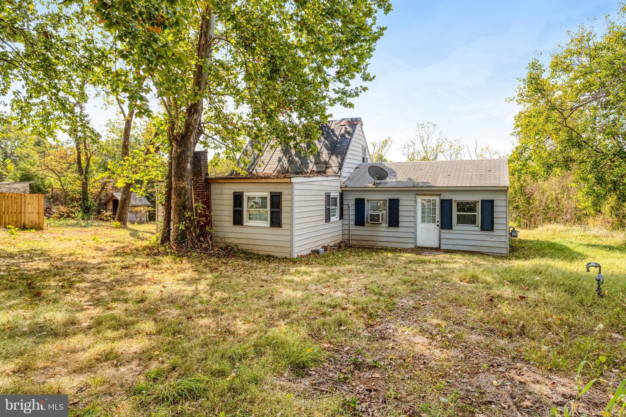 HAYMARKET TOWN - Residential