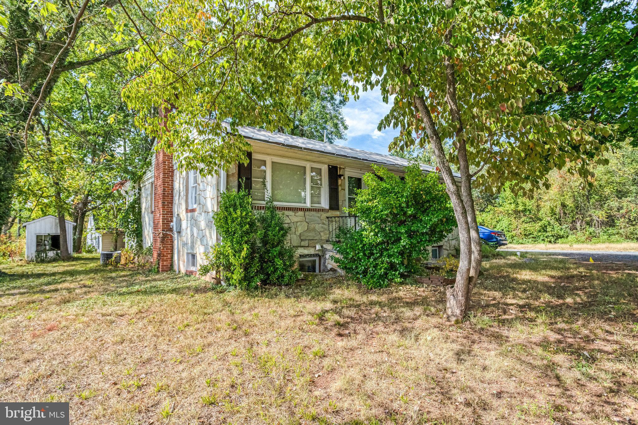 HAYMARKET TOWN - Residential