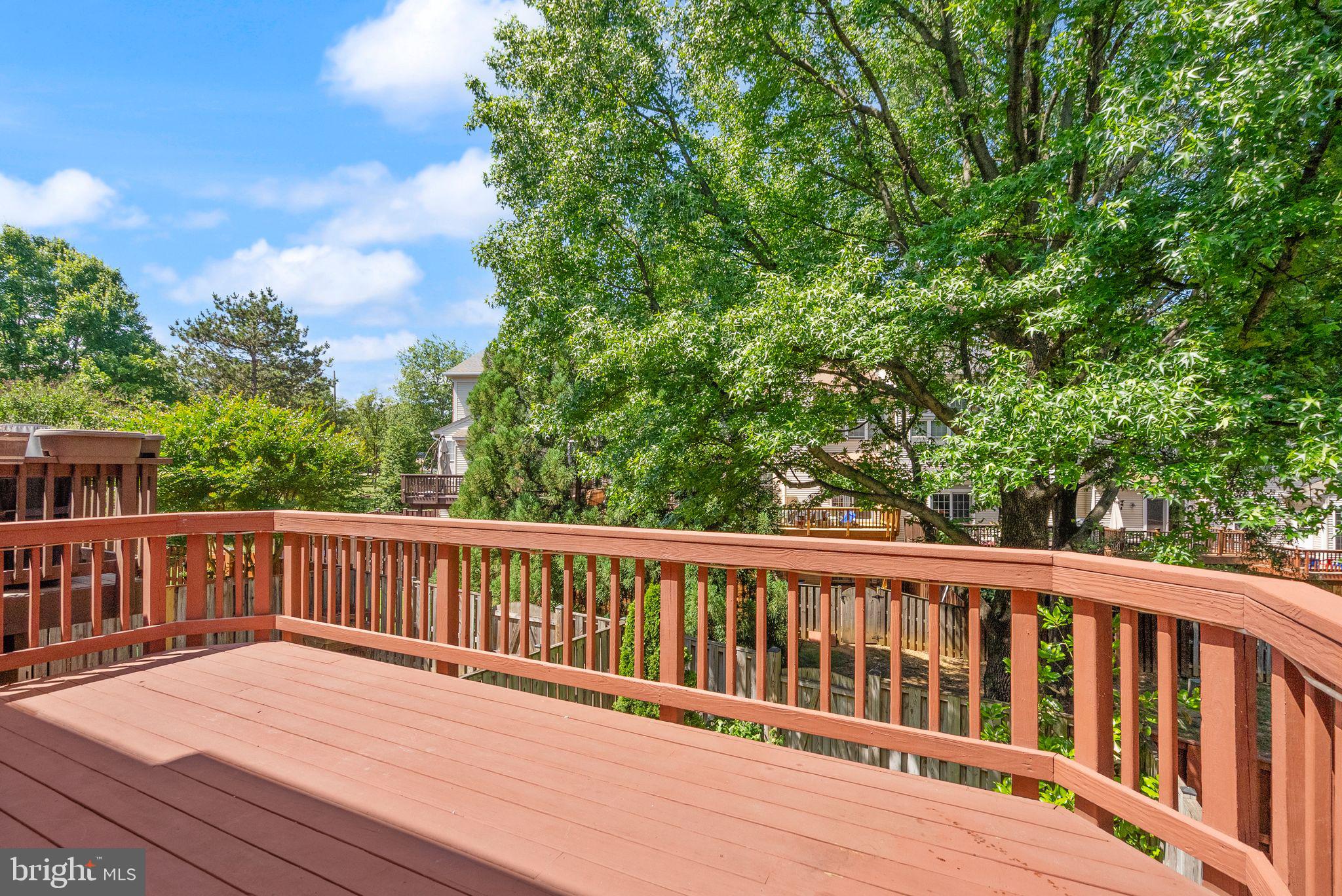 7439 COLLINS MEADE WAY