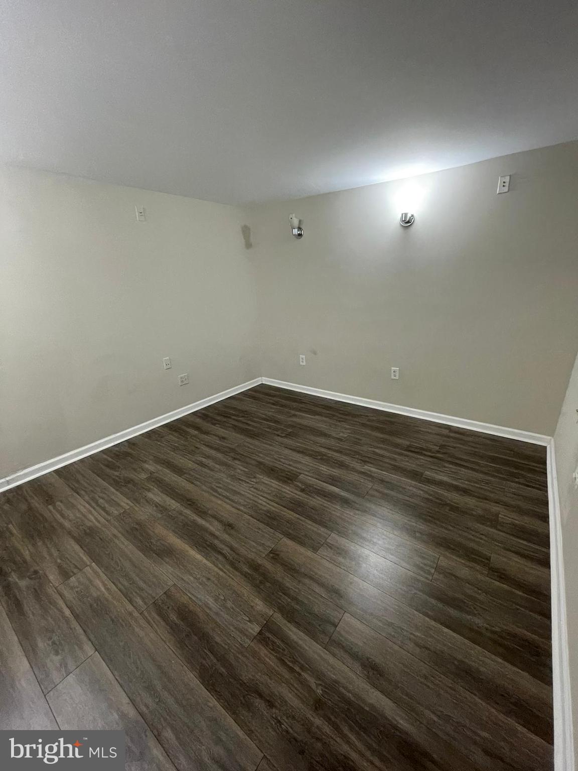 CENTREVILLE GREEN - Residential Lease