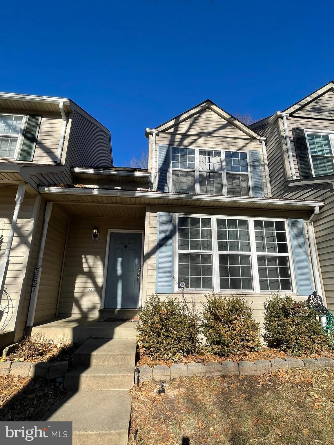 CENTREVILLE GREEN - Residential Lease