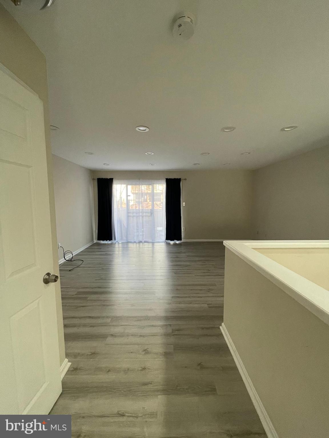 CENTREVILLE GREEN - Residential Lease