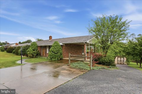 Tiny photo for 317 Dawn Avenue, WOODSTOCK, VA 22664 (MLS # VASH2014408)