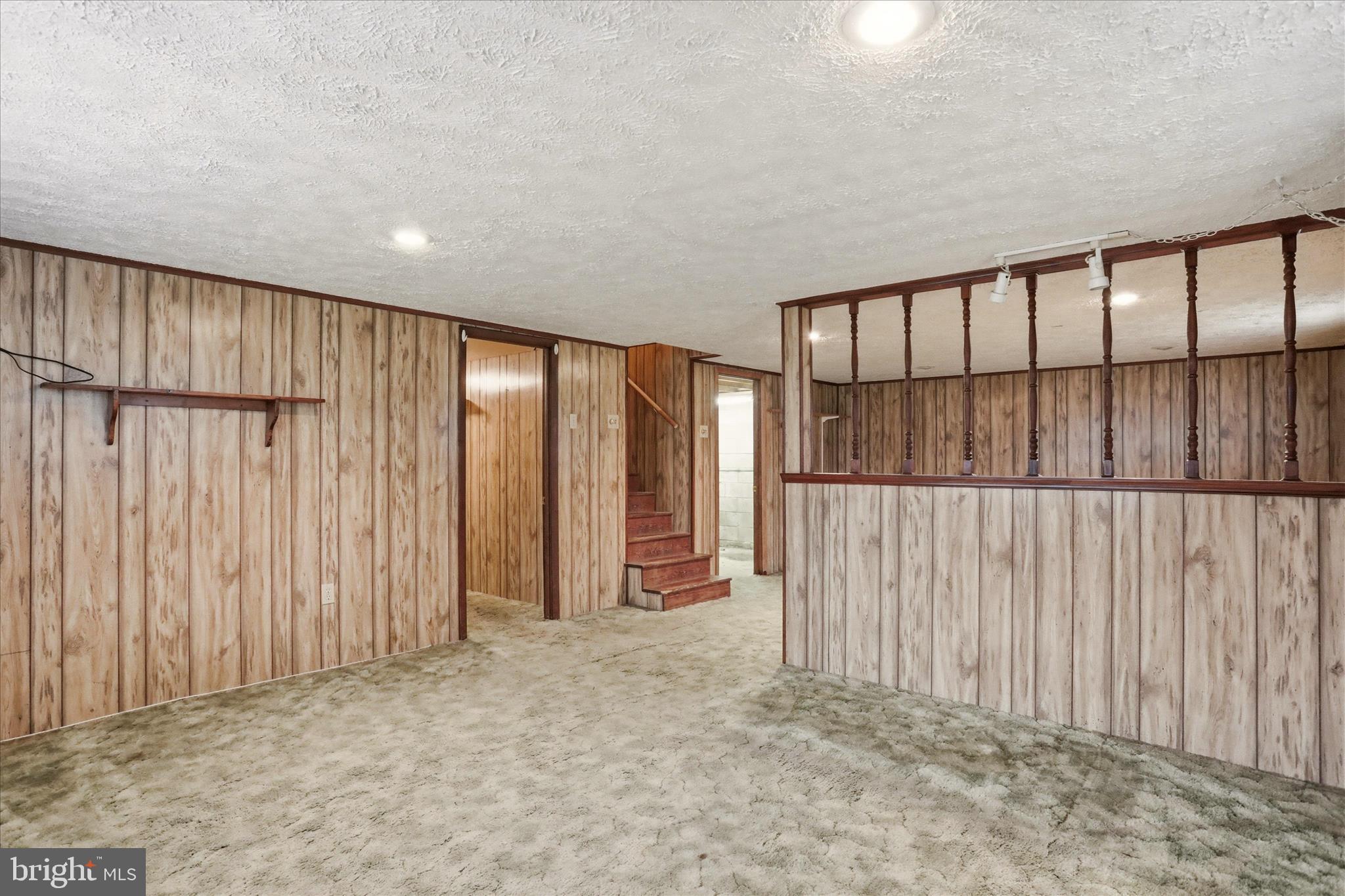STONEWALL WOODSTOCK - Residential