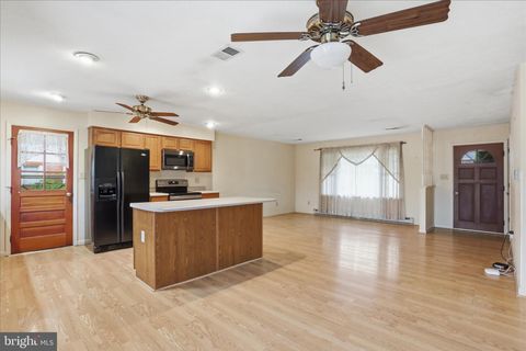 Tiny photo for 317 Dawn Avenue, WOODSTOCK, VA 22664 (MLS # VASH2014408)