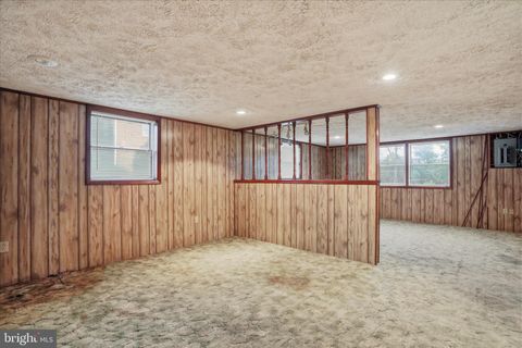 Tiny photo for 317 Dawn Avenue, WOODSTOCK, VA 22664 (MLS # VASH2014408)