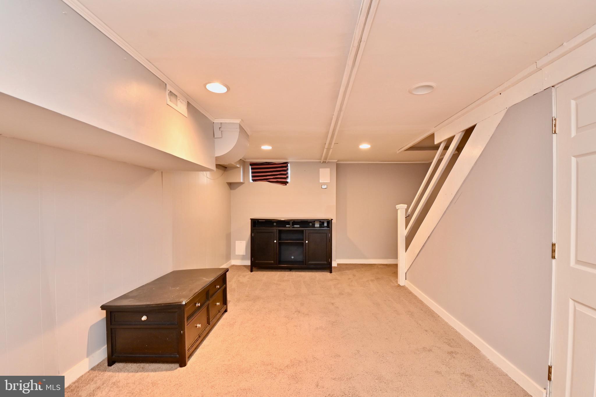 VIOLETVILLE - Residential Lease