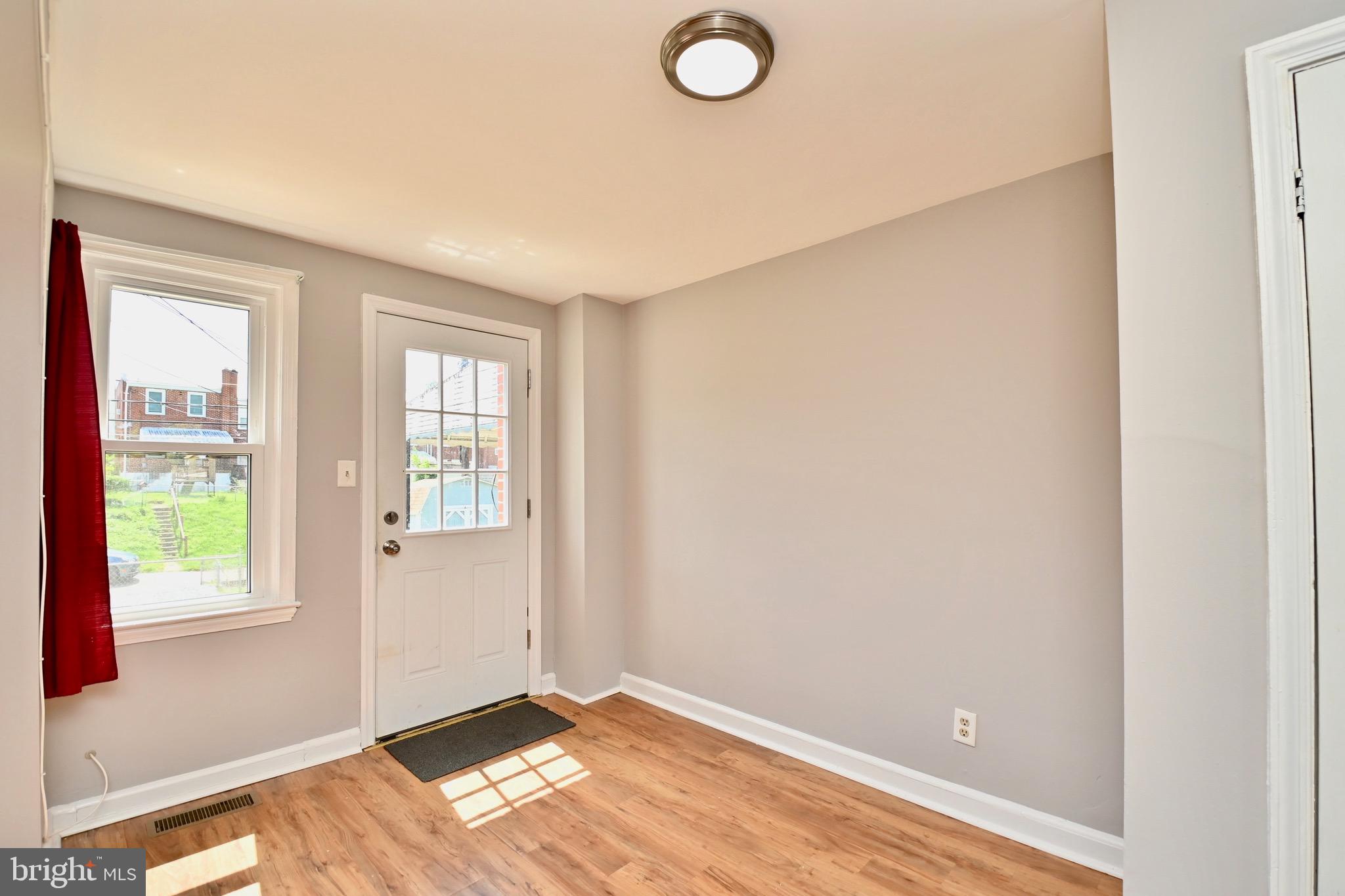 VIOLETVILLE - Residential Lease