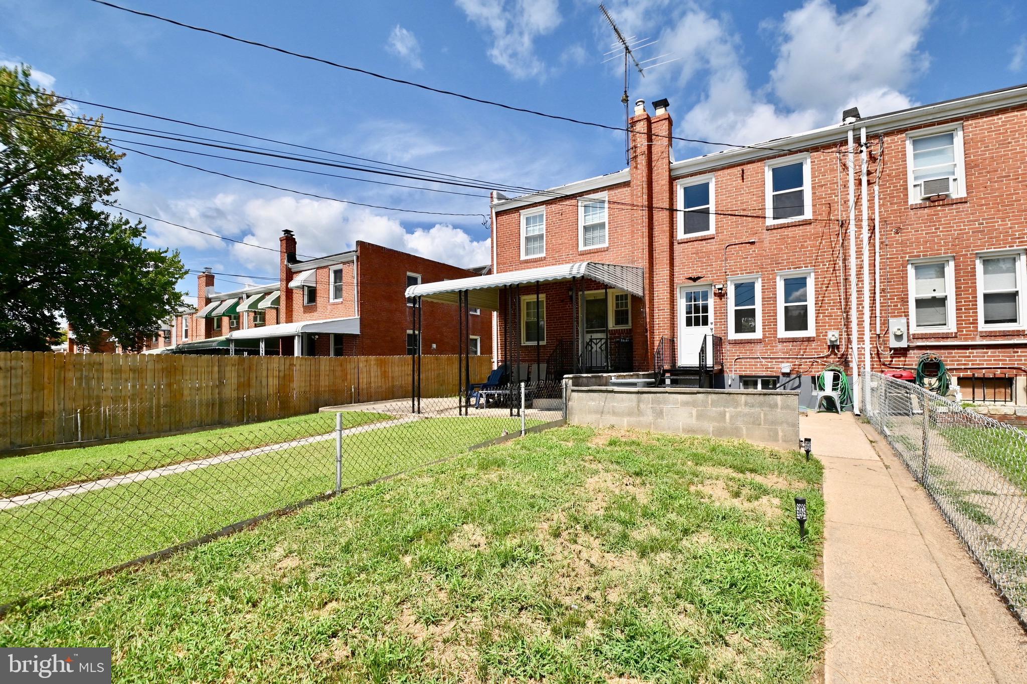 VIOLETVILLE - Residential Lease